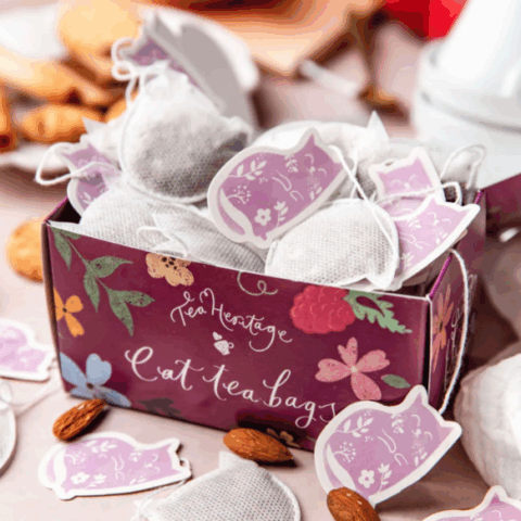 Boîte de sachets de thés en forme de chat